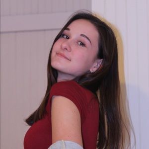 Meet your Posher, Kayasana